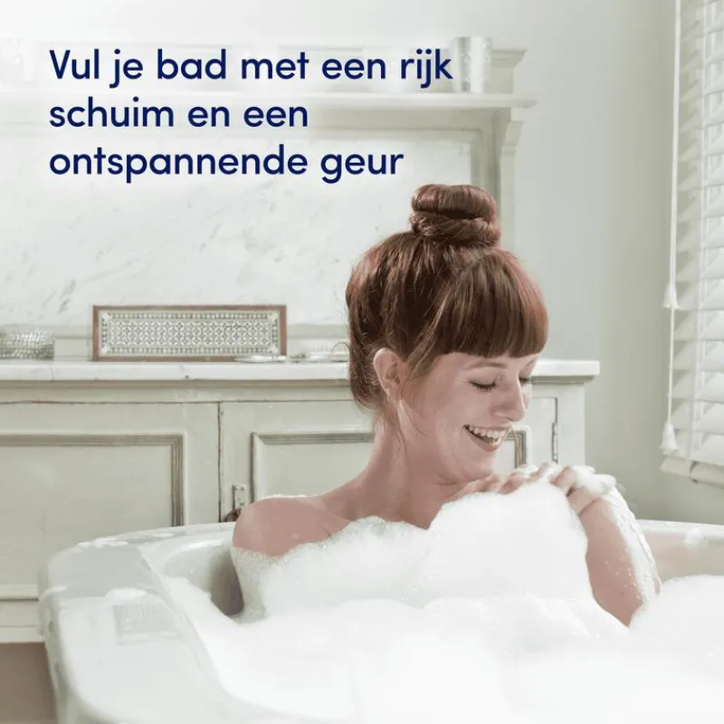 Outlet Dove Caring Bath Amandelmelk & Hibiscus Badcrème 450 ml