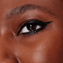 Outlet e.l.f. Intense H2O Proof Eyeliner Pen Jet Black