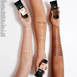 Maybelline New York Fit Me Matte + Poreless Foundation 30 ML 120 Classic Ivory