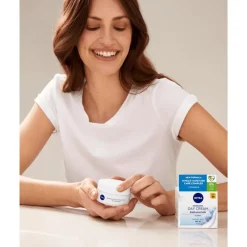 Best NIVEA Essentials 24u Hydraterende Dagcrème SPF30 Normale Huid 50 ML