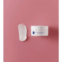 Best NIVEA Essentials 24u Voedende Dagcrème SPF 30 Droge Huid 50 ML