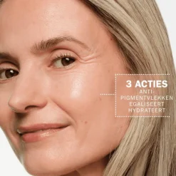 Hot Olay Vitamin C + AHA24 Gezichtsserum 40 ML