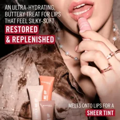 Online Rimmel London Rimmel Oh My Gloss Butter Me Up Lip Butter - Transparant - 000 Vanilla Frost